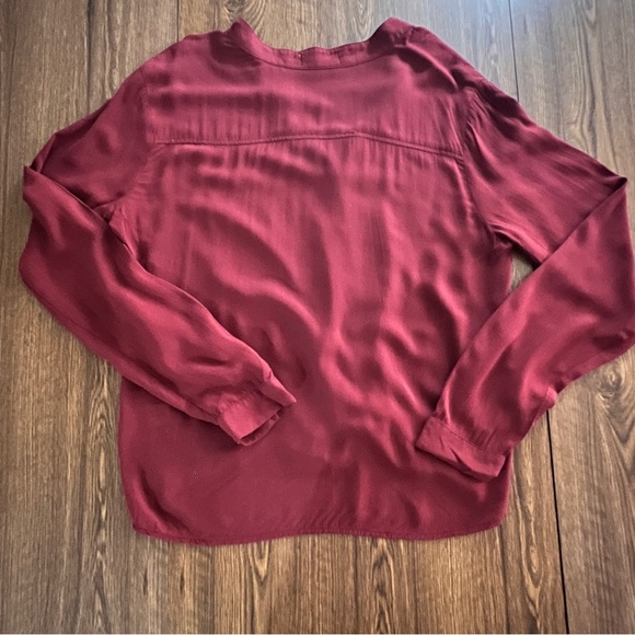 Cloth & Stone Women's Medium Wine Colored L/S Button Down Blouse with tie Front - Picture 11 of 11
